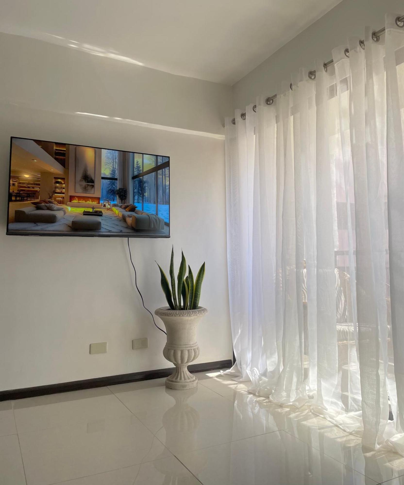 The Premier Suite 麦克坦 外观 照片